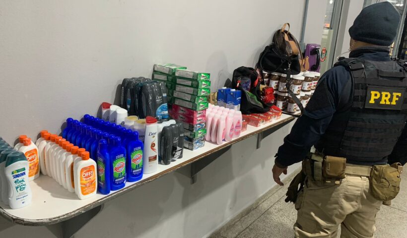 Casal é preso na Dutra com itens furtados em São José