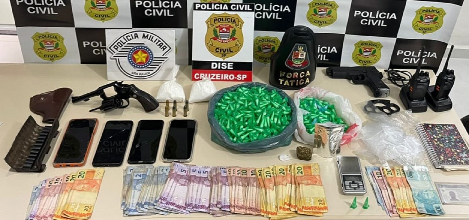 Operação: PM e Polícia Civil prendem quatro homens por tráfico