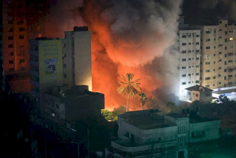 Conflito entre Israel e Hamas já causou a morte de centenas de pessoas