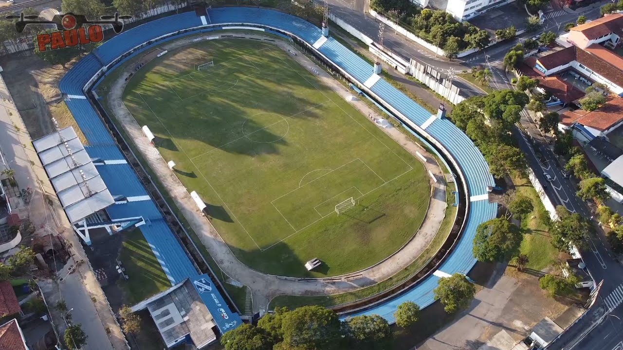 Visão aérea do Gramado do Joaquinzão, casa do EC Taubaté 