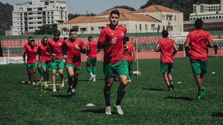 Treinamento da Portuguesa Santista no Ulrico Mursa
