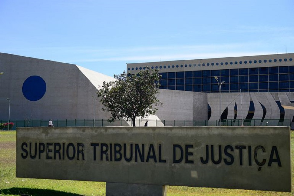Fachada do edifício sede do Superior Tribunal de Justiça (STJ). Decisão do STJ: Guarda Municipal integra segurança pública, mas não tem atribuições típicas de polícia