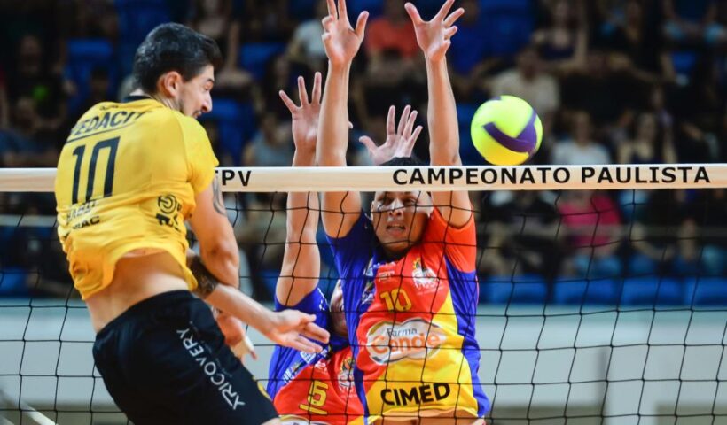 Vôlei São José se despediu do Campeonato Paulista com derrota para o Guarulhos