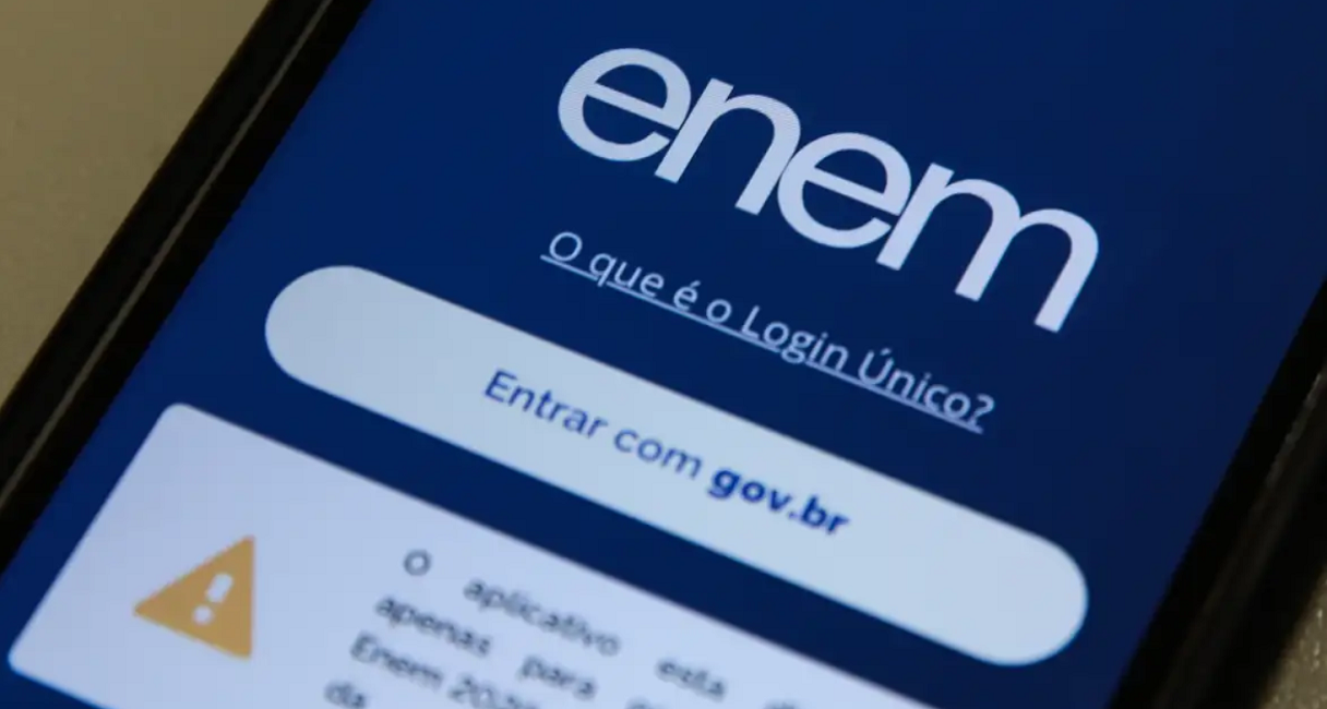 aplicativo do Enem em celular. Prorrogado prazo para pedidos de reaplicação do Enem 2023