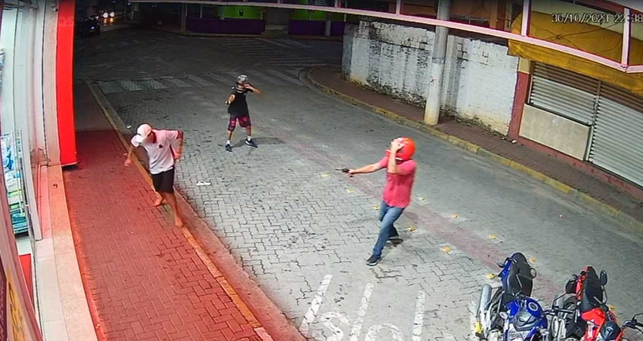 Jovem de 20 anos é baleado em Potim