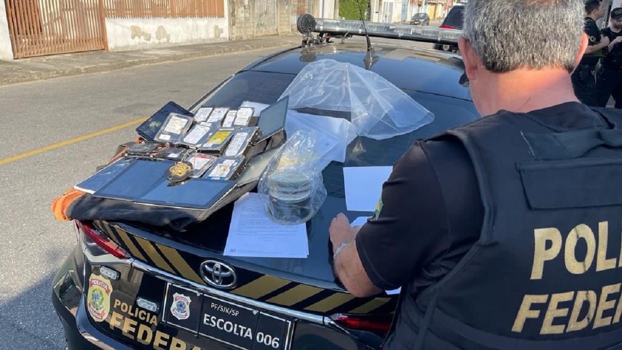 Homem é preso por armazenar pornografia infantil em Jacareí