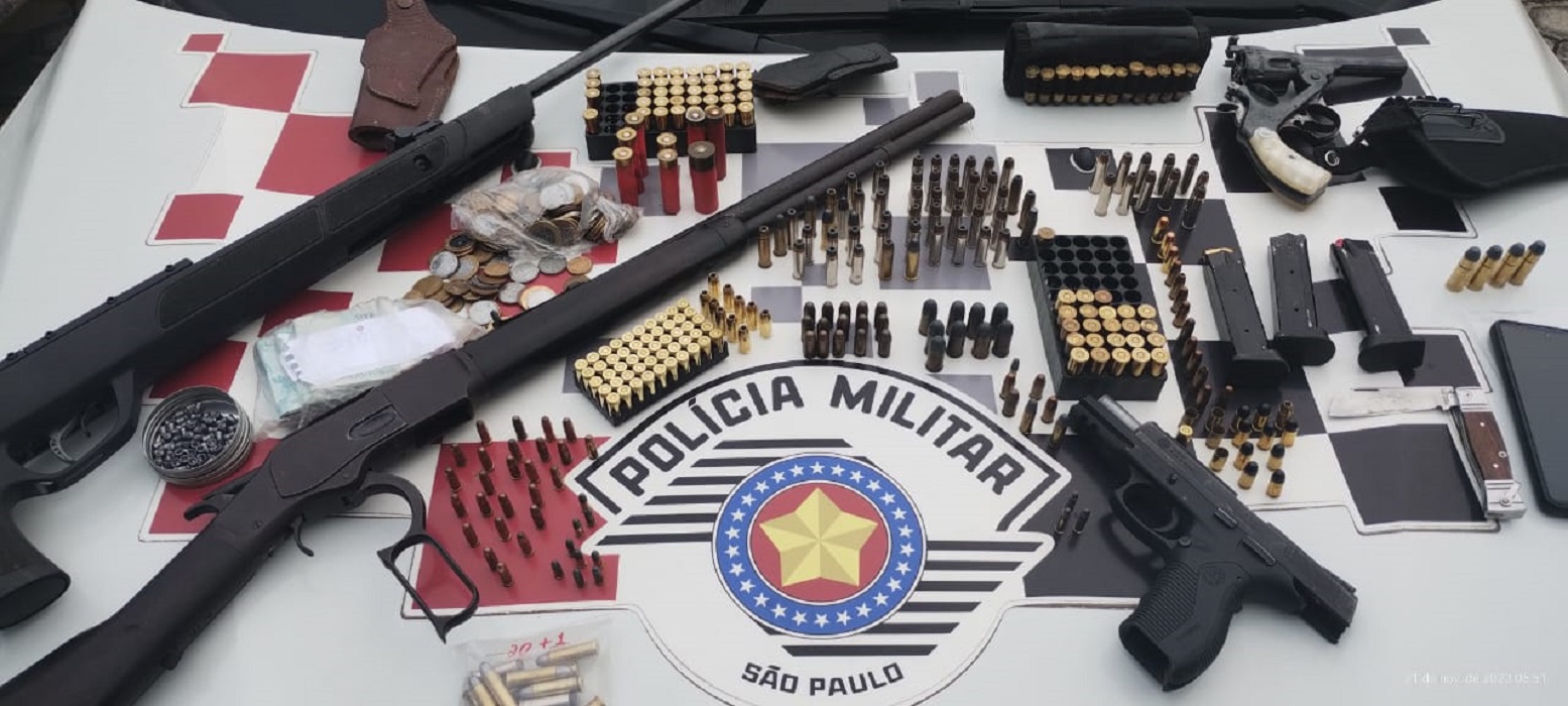 Homem é preso por porte ilegal de arma de fogo e ameaça
