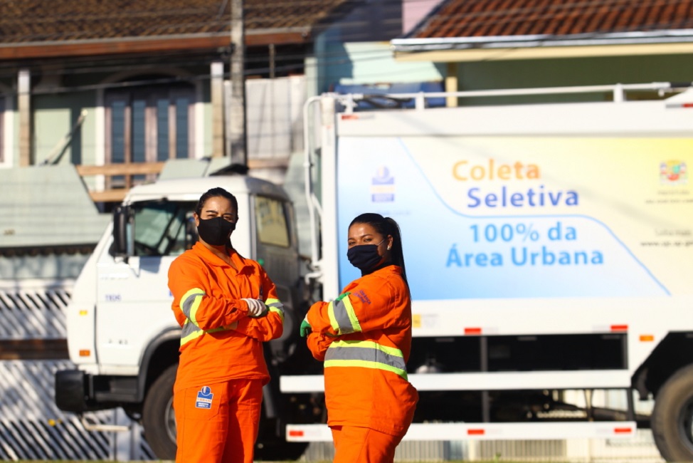 Colaboradores da Urbam. Prefeitura de São José dos Campos mantém plantões de atendimento no feriado de quarta-feira (15)