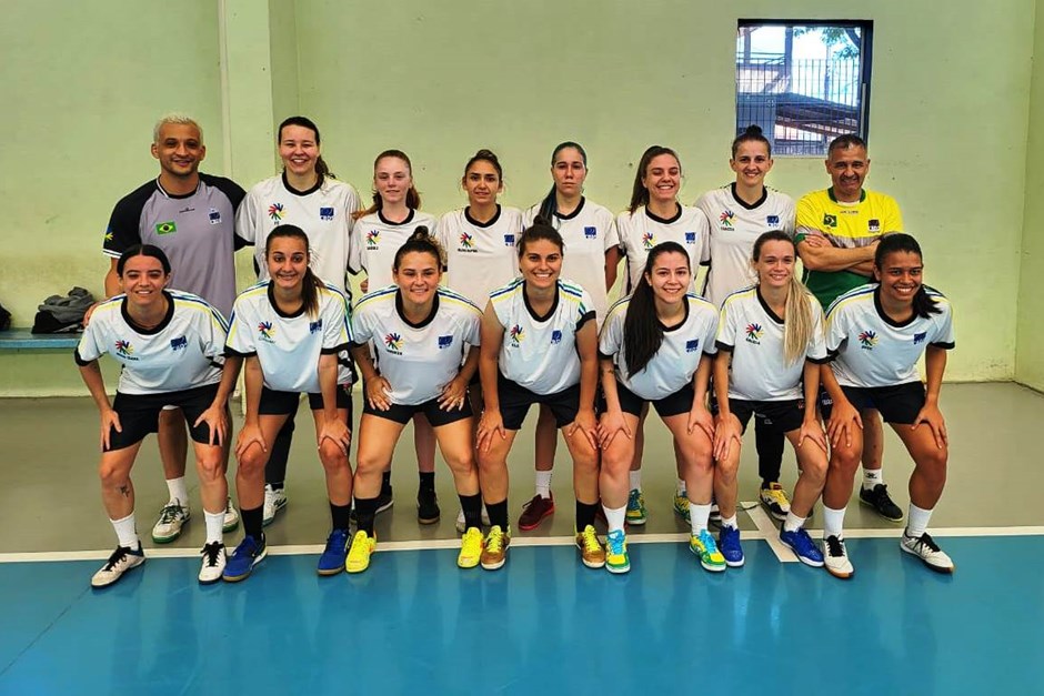 A seleção feminina do Brasil fará o primeiro jogo do Mundial de Futsal de Surdos em São José dos Campos contra a Argentina na quinta-feira às 19h, no Teatrão - Foto: Divulgação