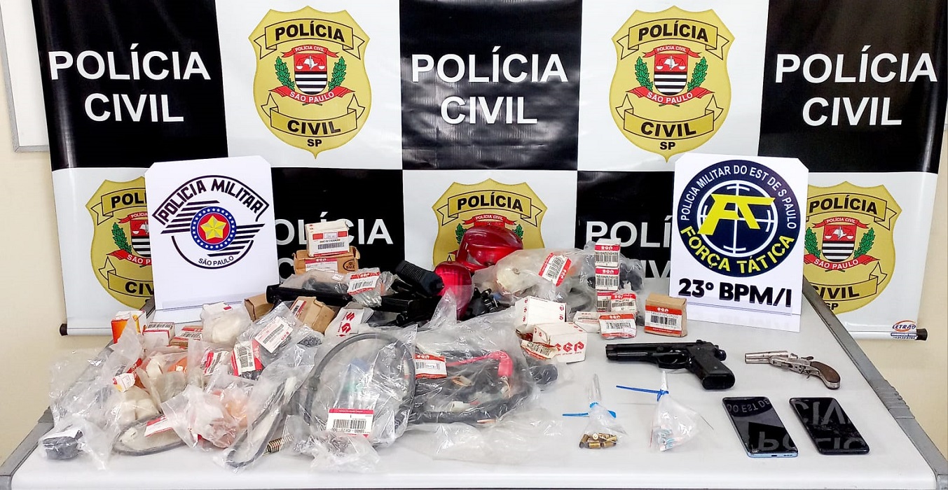 Drogas e armas apreendidas pela polícia no Vale do Paraíba. Três homens são presos em ação integrada da Polícia contra o tráfico de drogas no Vale