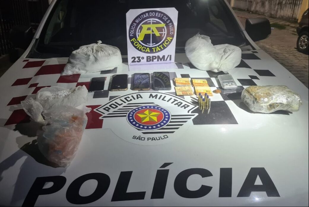 Dupla é presa por tráfico de drogas em Lorena