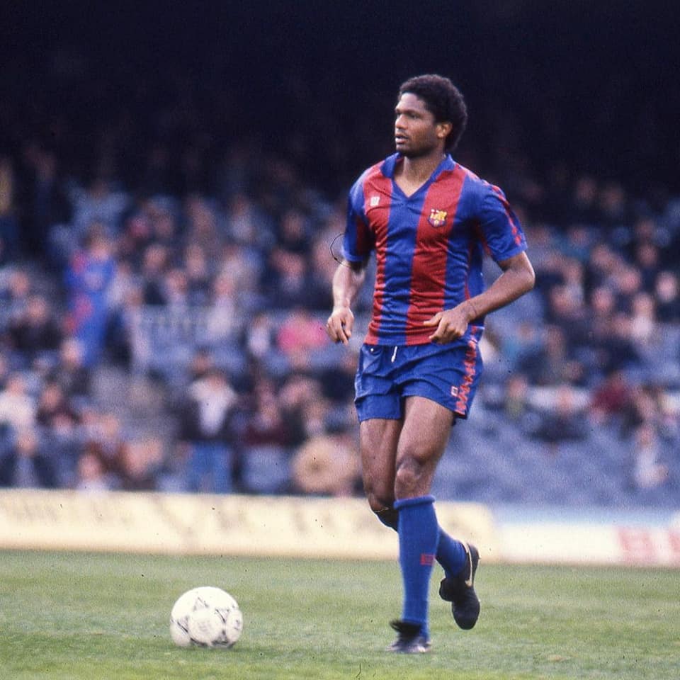 Aloísio Pires Alves em ação pelo Barcelona