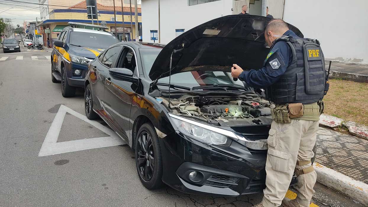 carro clonado em caçapava pego pega prf