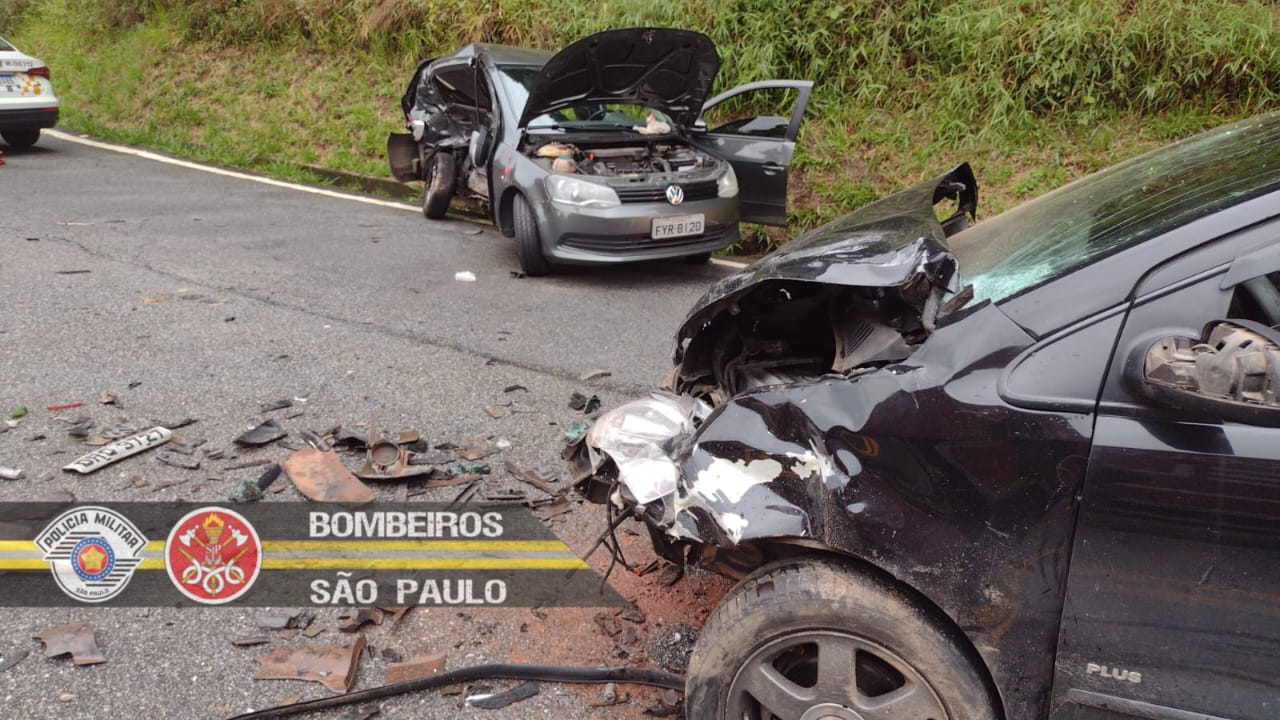 Sete pessoas ficam feridas em acidente em Campos do Jordão