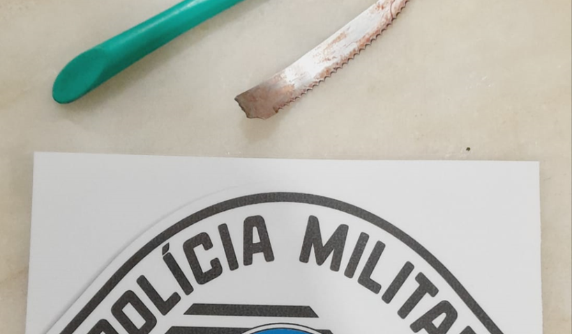 Mulher é presa após esfaquear o próprio irmão em Cruzeiro
