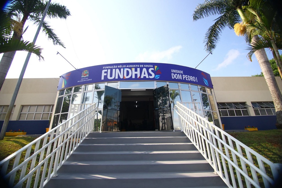 Fachada da Fundhas. Fundhas abre concurso público para 41 Vagas em São José dos Campos