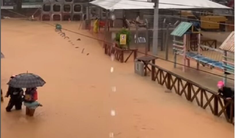 Sirene de emergência. Sirene de emergência é acionada na Vila Sahy, em São Sebastião, SP