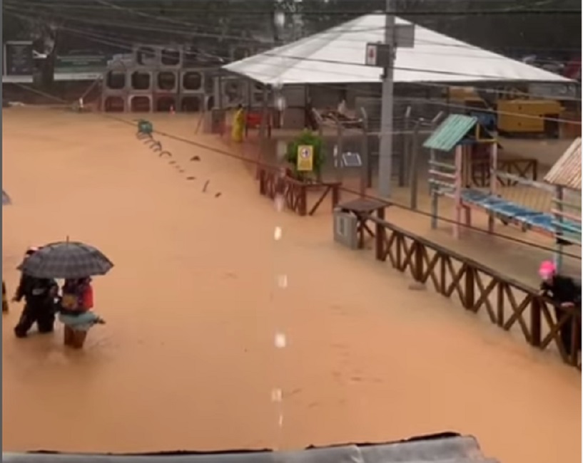 Sirene de emergência. Sirene de emergência é acionada na Vila Sahy, em São Sebastião, SP