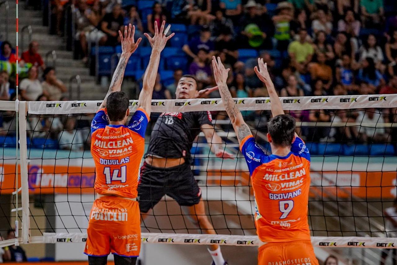 Darlan foi o nome do jogo entre Vôlei São José e SESI Bauru disputado na Farma Conde Arena nesta quinta-feira (8)