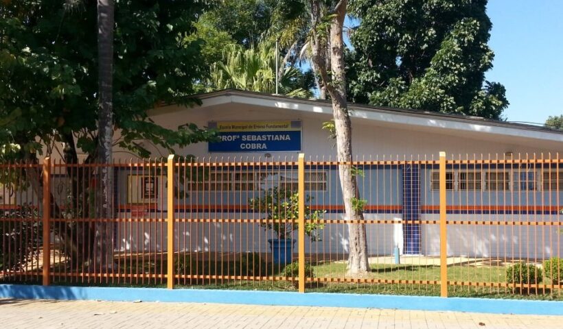 EMEFI Professora Sebastiana Cobra. Mãe diz que seu filho com TDAH foi preso à cadeira com fita crepe em escola de São José