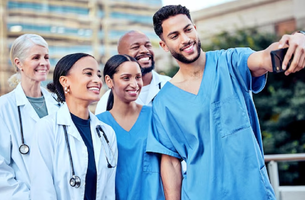 Entra em vigor novas regras de publicidade para médicos, clínicas e hospitais