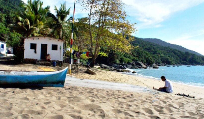 praia da serraria, em ilhabela. MPF questiona prefeitura de Ilhabela sobre projeto de resort em área caiçara
