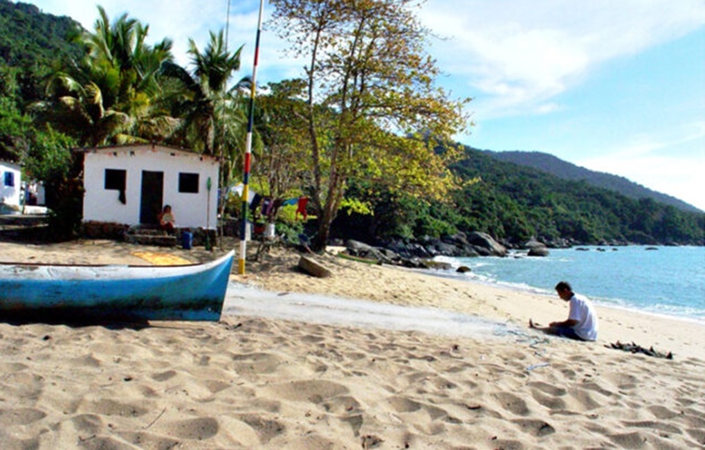 praia da serraria, em ilhabela. MPF questiona prefeitura de Ilhabela sobre projeto de resort em área caiçara