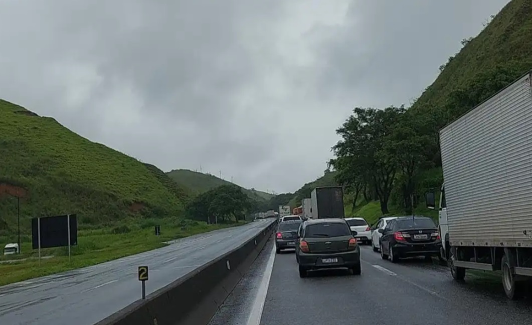 via dutra com trânsito