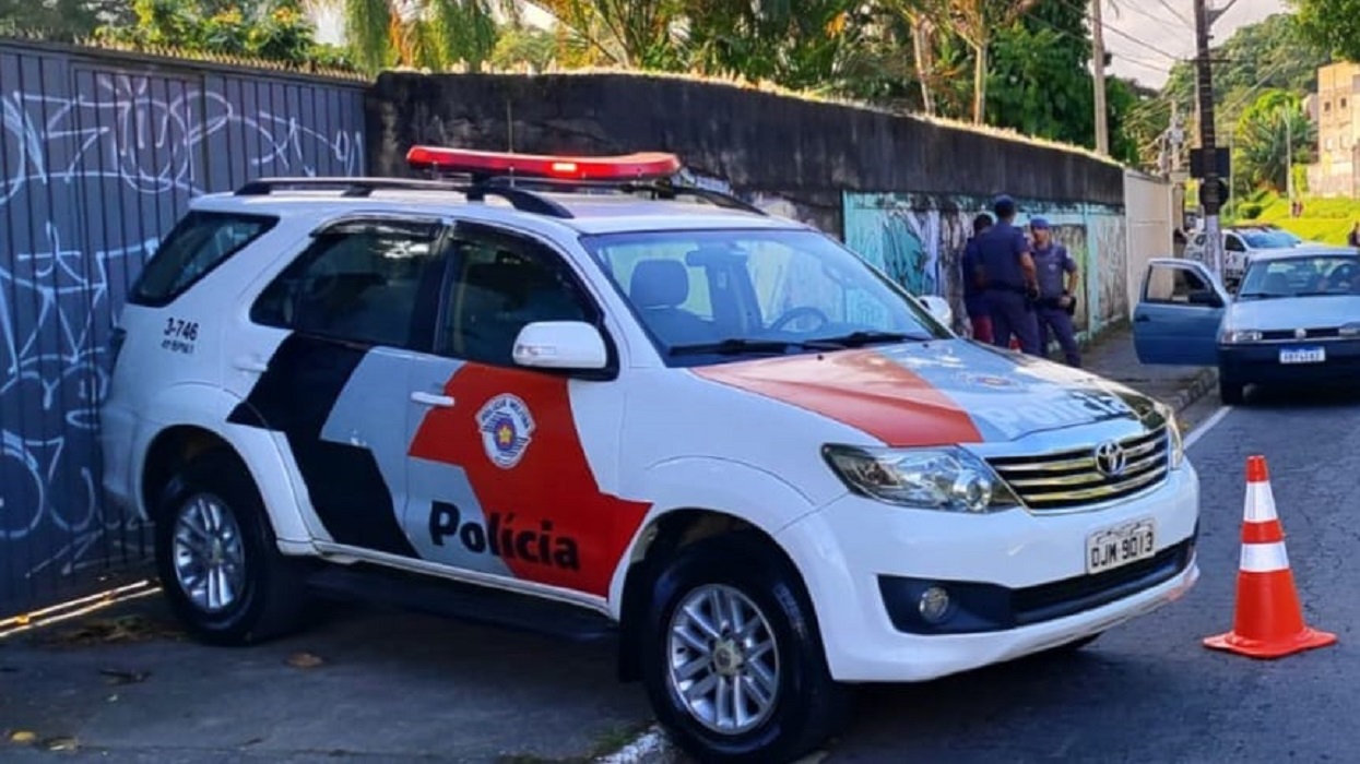 PM troca tiros com criminosos em São José dos Campos