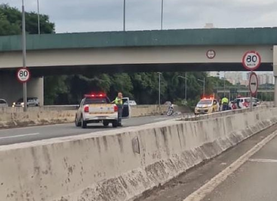 Motociclista morre em acidente na Av. Mario Covas, em São José