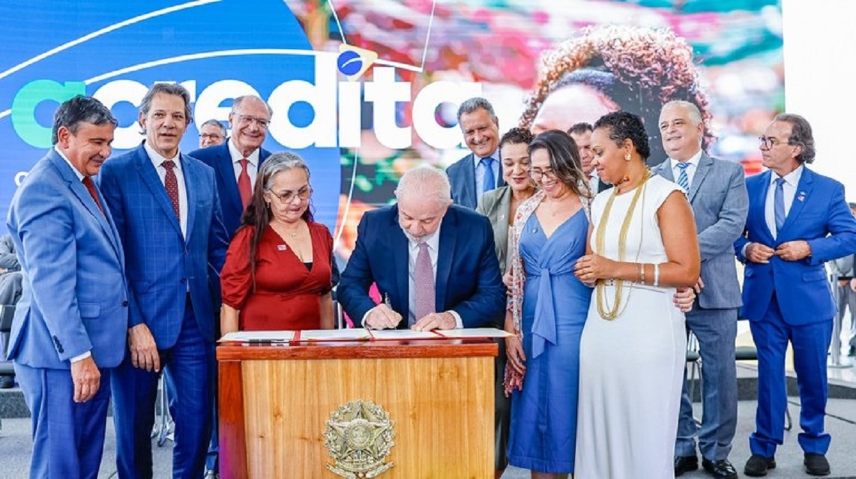 Lula lança Programa 'Desenrola' para MEIs, micro e pequenas empresas