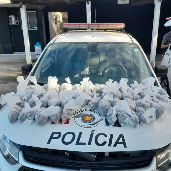 Dupla é presa com grande quantidade de cocaína em Ubatuba