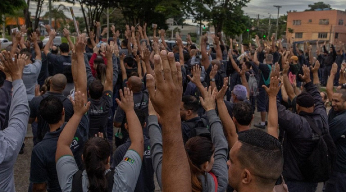 Metalúrgicos da Sonaca entram em greve por tempo indeterminado contra mudanças no plano de saúde
