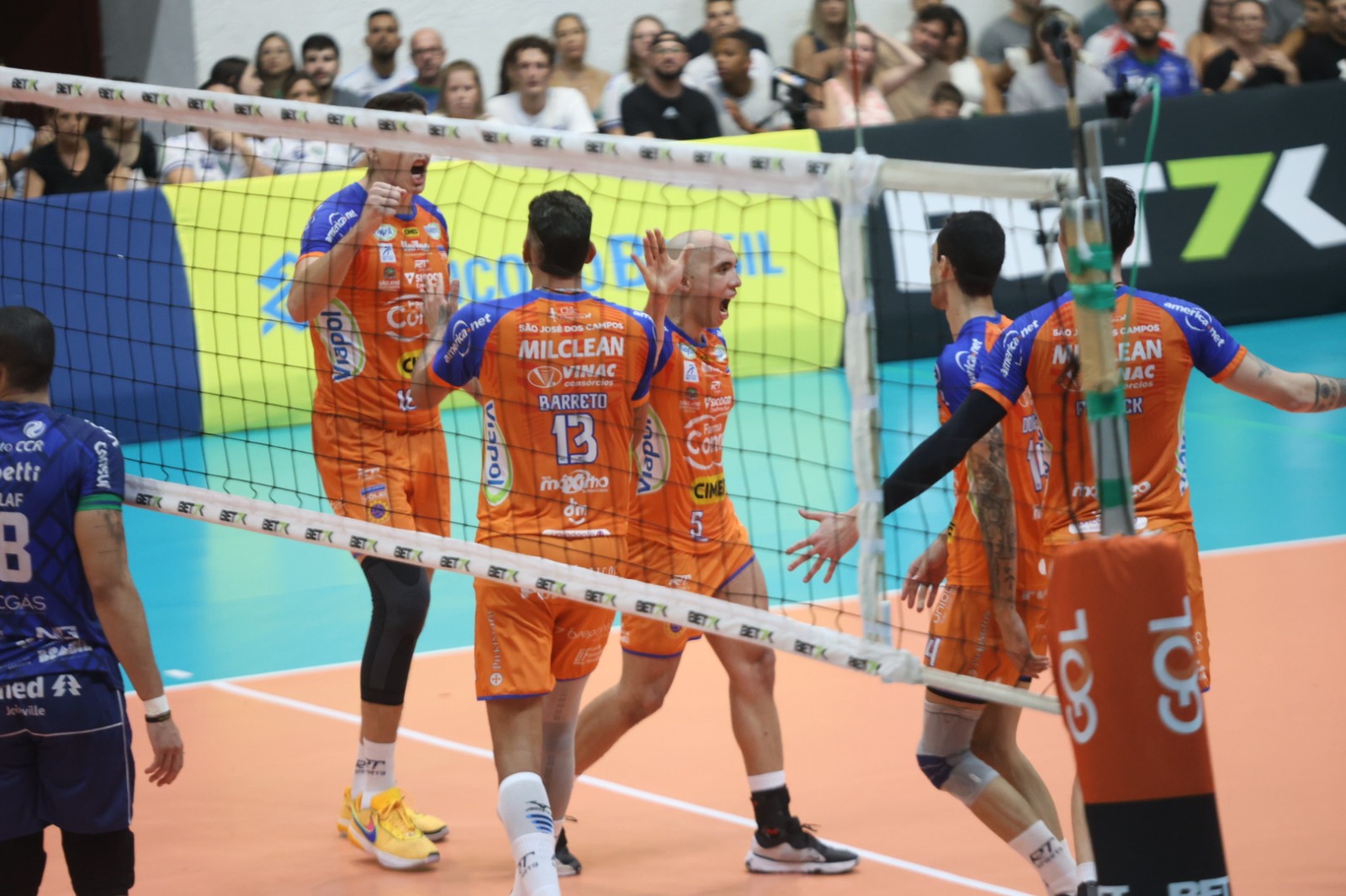 Vôlei São José despachou o Joinville no segundo jogo das quartas de final da Superliga Nacional 2023/2024