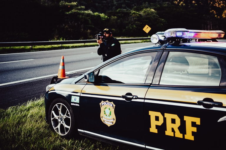 Em meio ao aumento de ultrapassagens indevidas, PRF inicia operação Corpus Christi nas rodovias