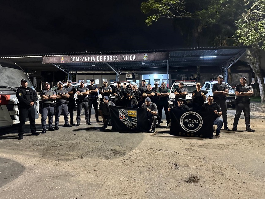 Policiais militares de SP e GO e da PF.Polícias de SP e Goiás desarticulam organização criminosa em Caraguatatuba