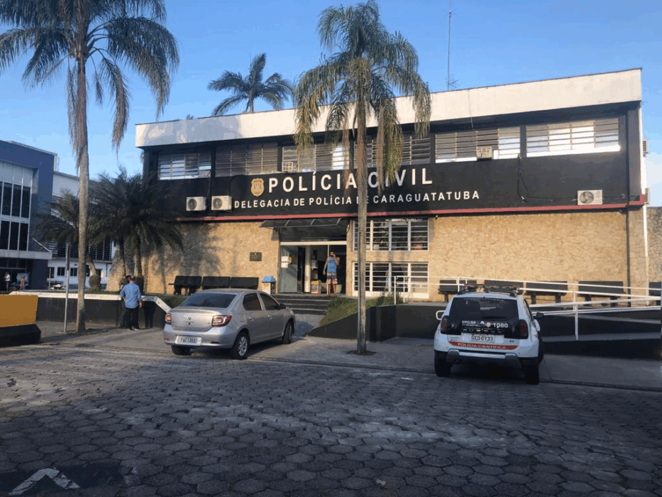 Homem é esfaqueado durante briga com companheira em Caraguatatuba