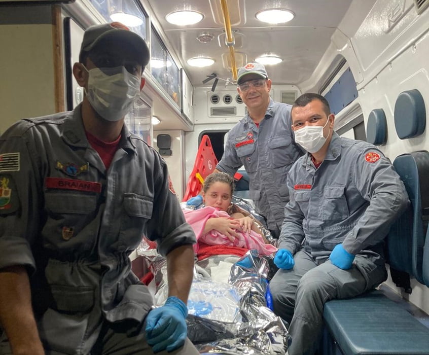 Bombeiros de Taubaté ajudam em parto e salvam mãe e bebê