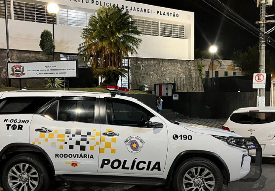Menor de idade é detido após furtar veículo em Caçapava
