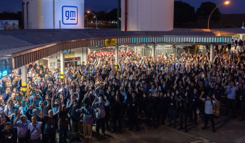 Metalúrgicos de São José rejeitam proposta de PLR da GM