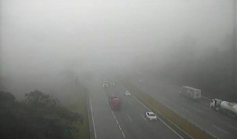 Rodovia Presidente Dutra tem 164 km com neblina no Vale do Paraíba durante o inverno, alerta CCR RioSP