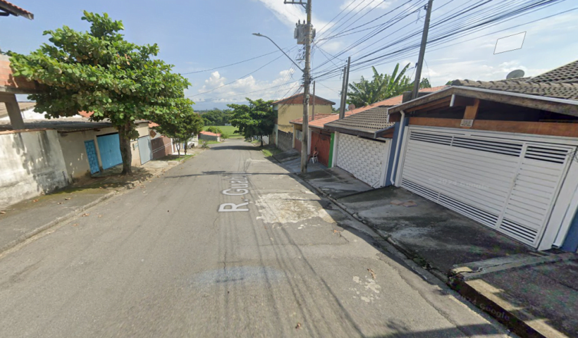 Jovem em 'saidinha' é morto a tiros em Pindamonhangaba