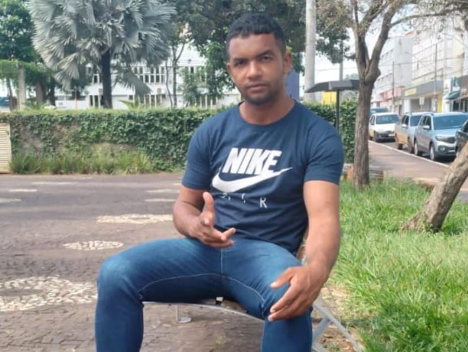 Família e amigos buscam desesperadamente por Alex, desaparecido em Ubatuba