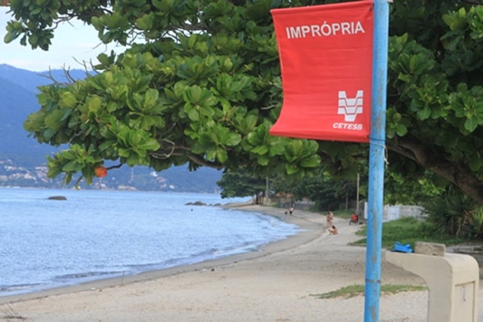 Litoral Norte tem quatro praias impróprias para banho neste fim de semana