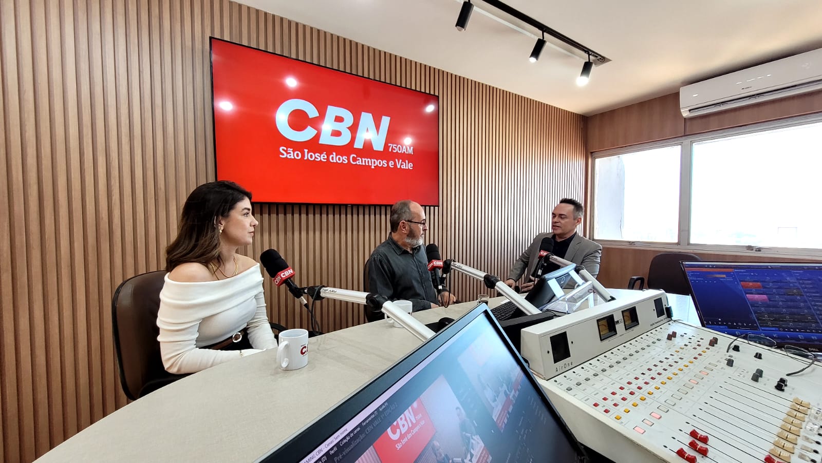 Alexandre Portela e Arine Lúcio Rodrigues em entrevista ao Jornal CBN Vale 1ª Edição desta terça-feira (11)