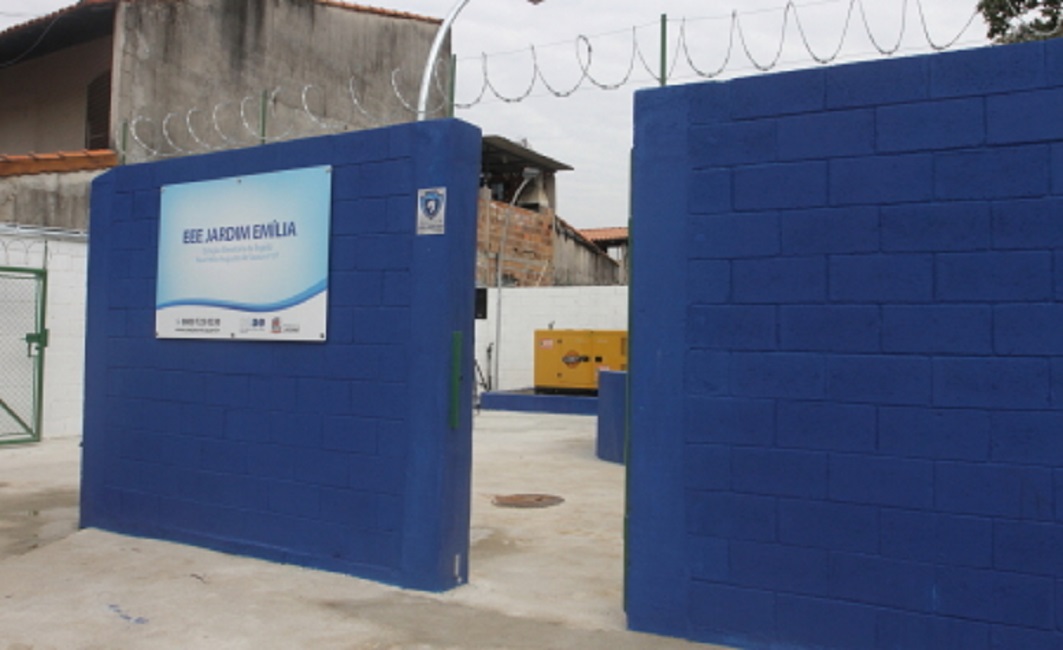 Jacareí inaugura novas redes de água e esgoto no Vila Ita