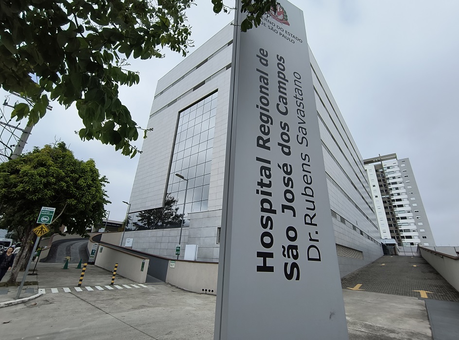 Fachada Hospital Regional de São José dos Campos que abre processo seletivo; salários chegam a R$ 5,2 mil