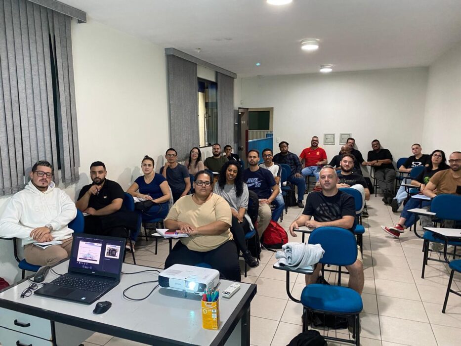 ASSECRE oferece cursos gratuitos para profissionais do Vale do Paraíba