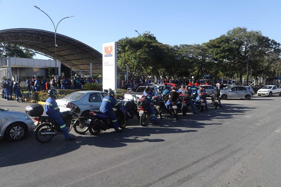 Metalúrgico morre em acidente de trabalho na fábrica da Novelis, em Pindamonhangaba