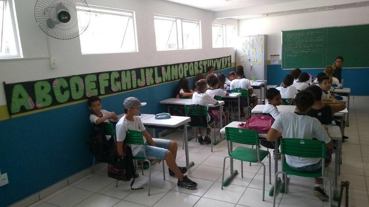 Justiça determina contratação de professores aprovados em Ilhabela